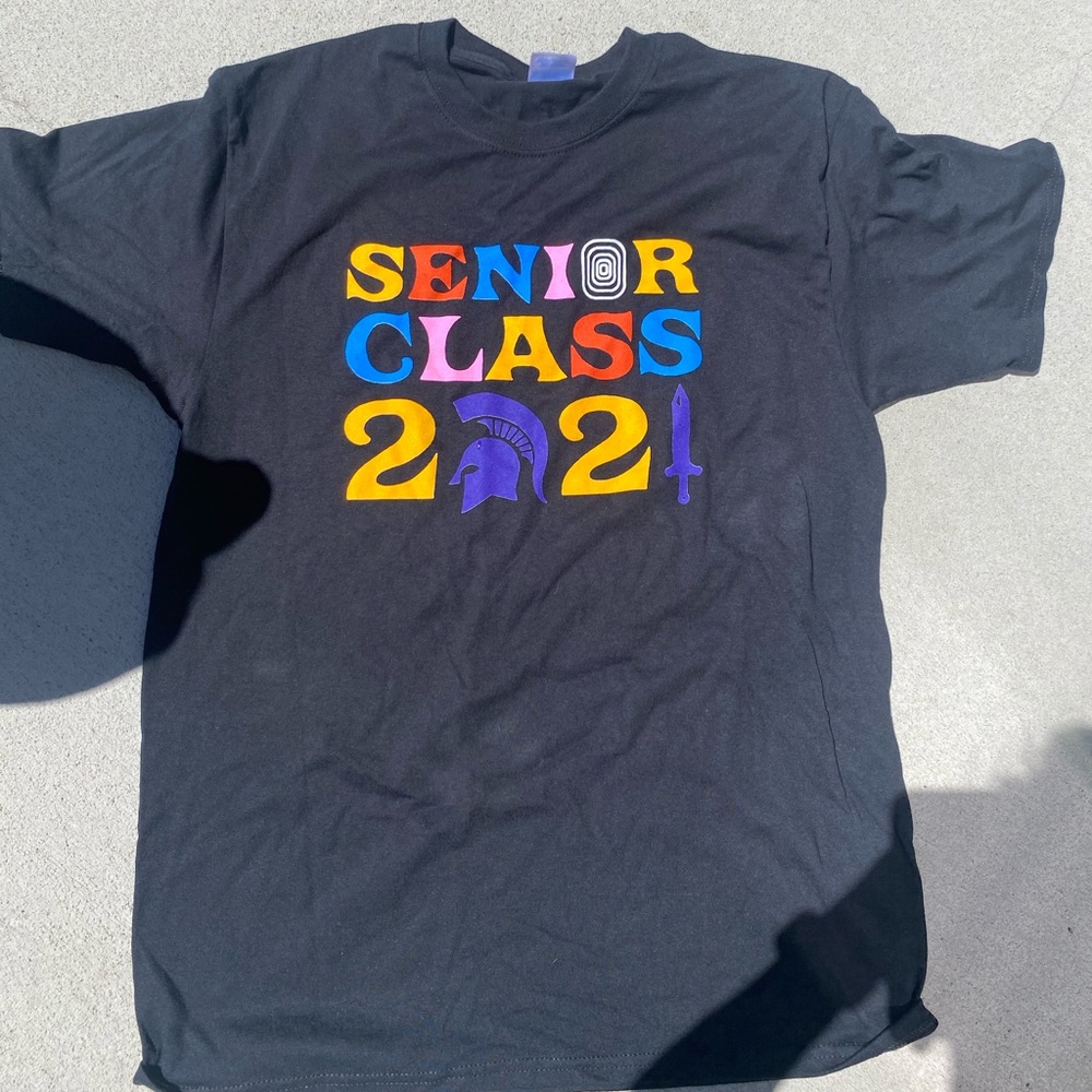 Senior tshirts